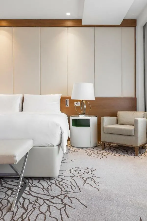 Renaissance Minsk Hotel 5*,